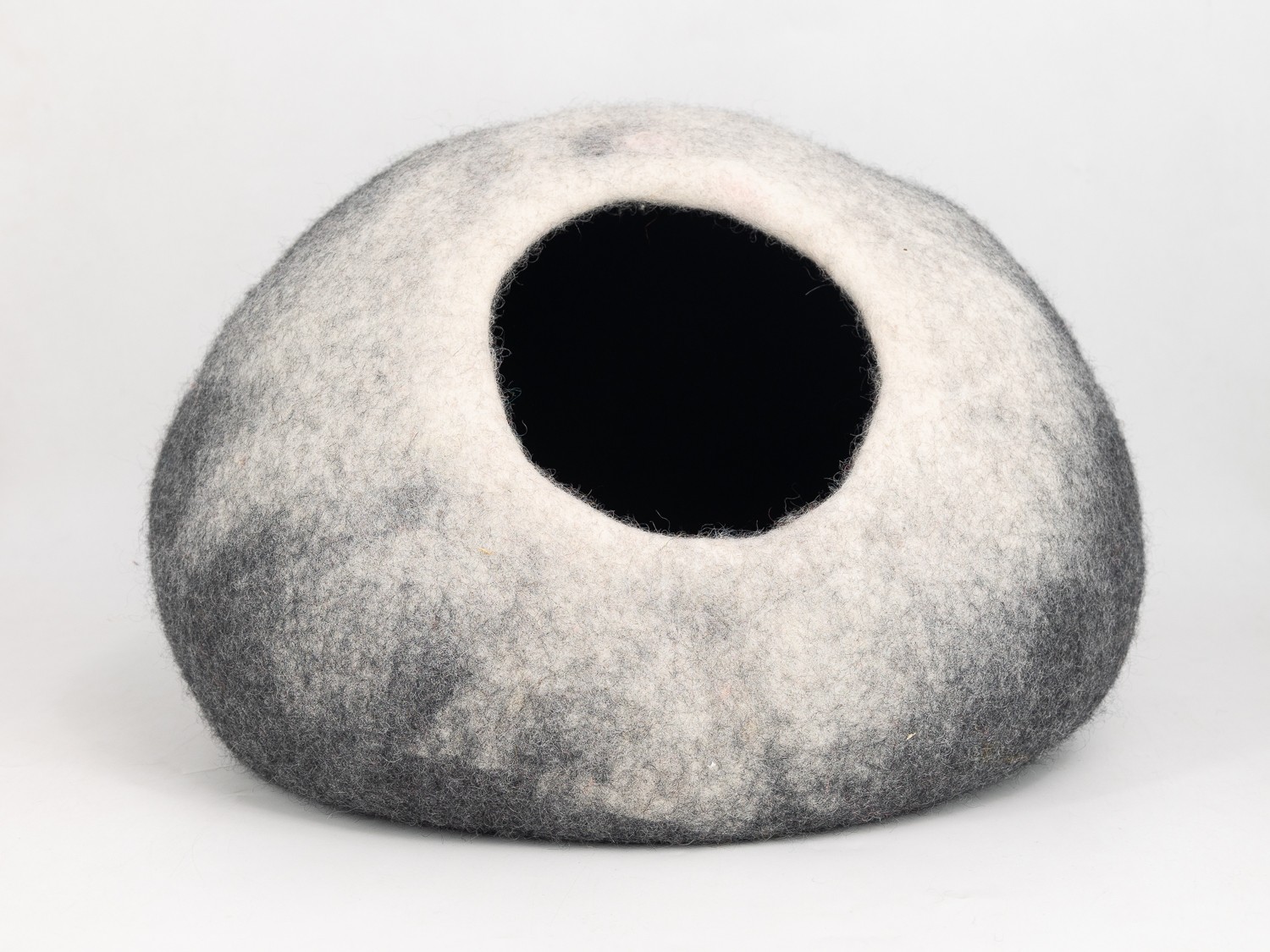 two-color-gradient-felt-cat-house (5)